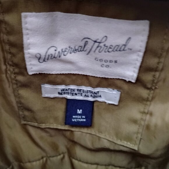 winter jacket with hood - Picture 3 of 3